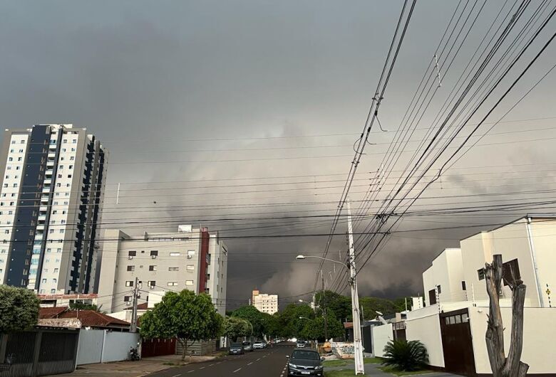 Inmet prorroga alerta de tempestade para Dourados até sexta-feira