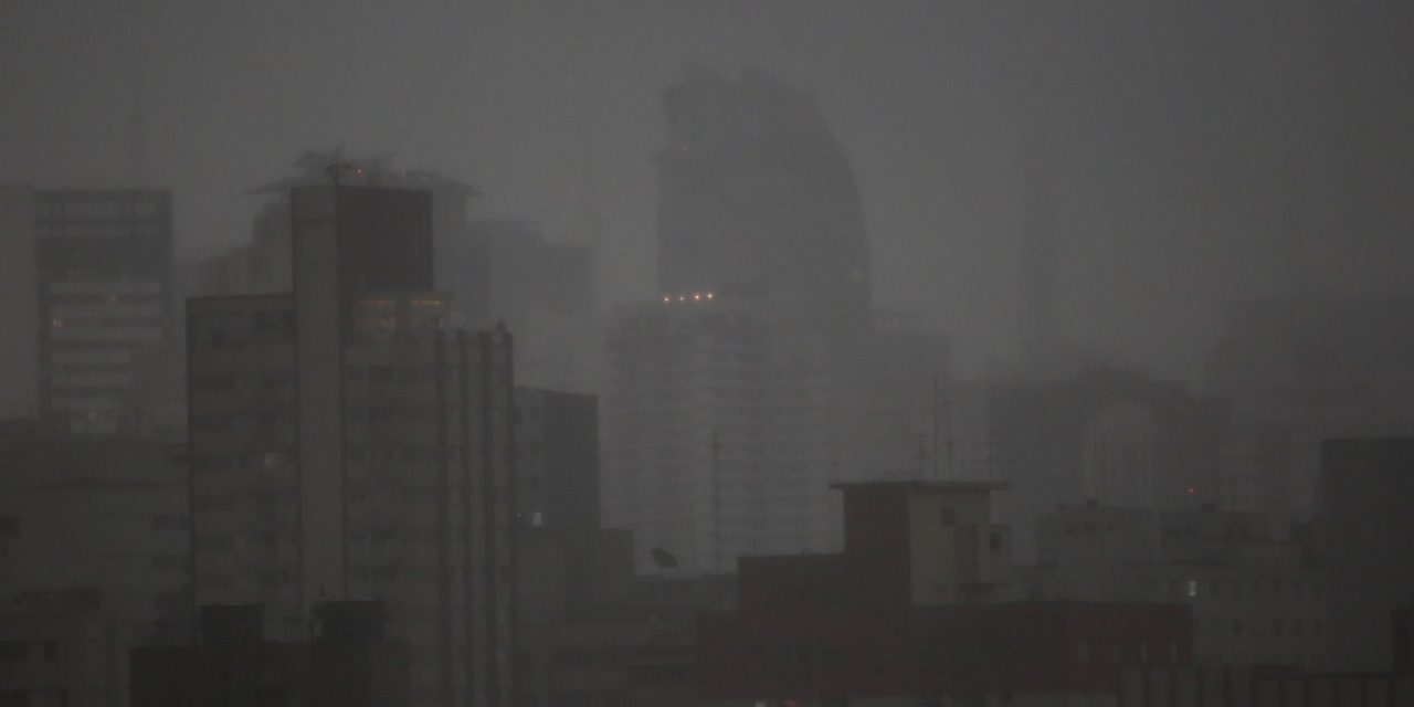 Entenda por que a chuva que atingiu São Paulo é considerada extrema