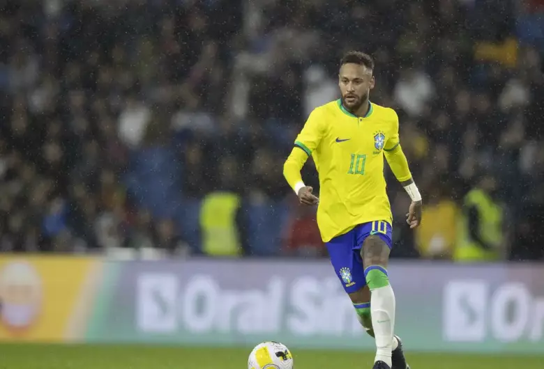 Presidente do Santos confirma o retorno de Neymar ao clube após rescindir contrato