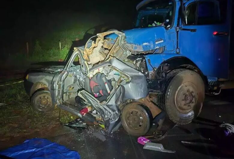 Quatro pessoas da mesma família morrem em acidente na MS-306