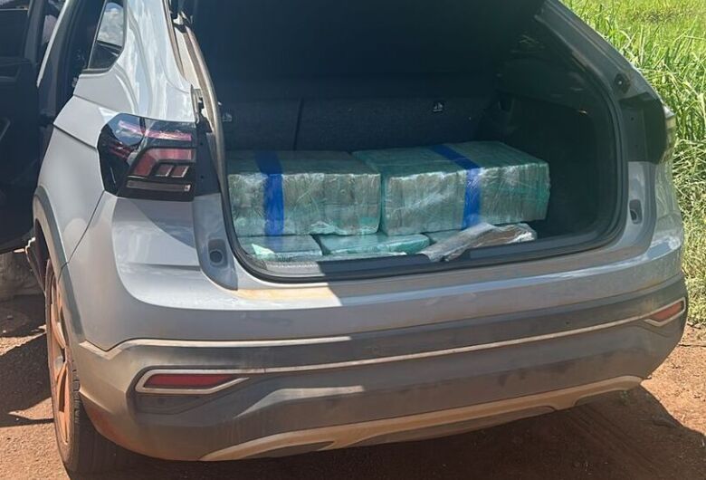 Casal é preso com 123 kg de maconha e carro furtado em Dourados