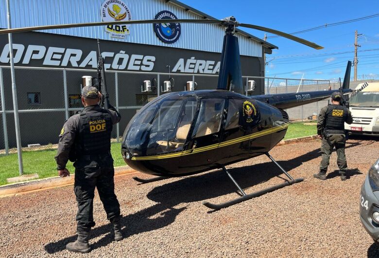 Helicóptero apreendido em confronto com mortes era irregular e foragido