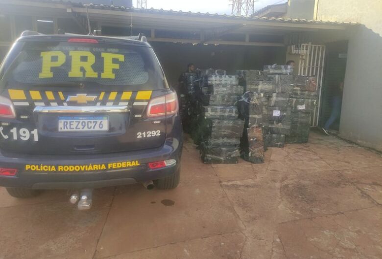 Motorista é flagrado transportando quase 4 toneladas de maconha