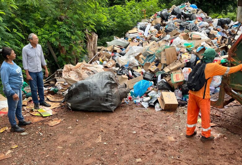 Ishy critica estrutura precária e coleta seletiva inadequada na Agecold