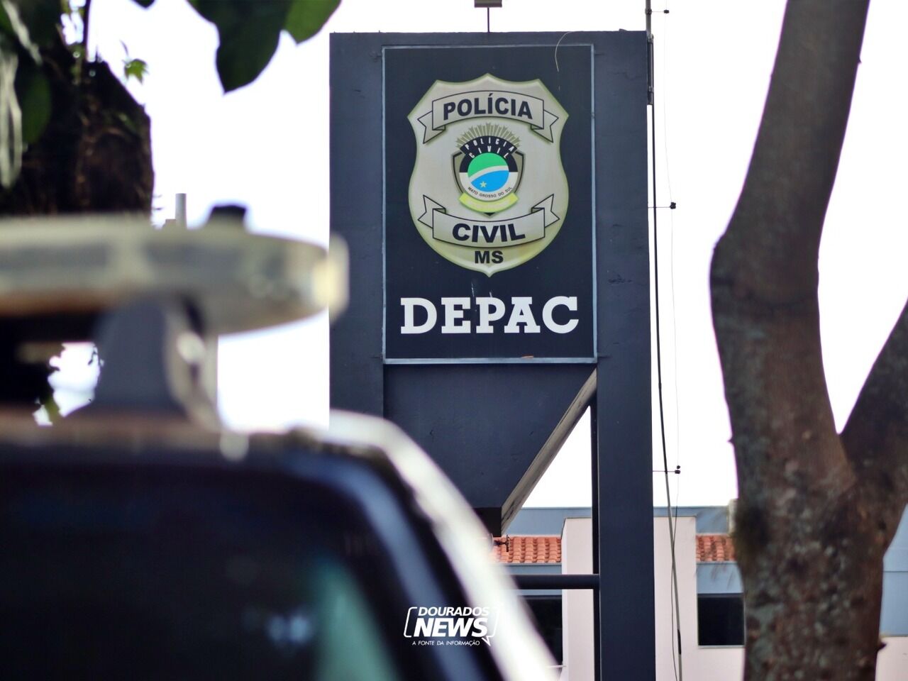 bateria furtada: veículo alvo duas vezes no Jardim Flórida